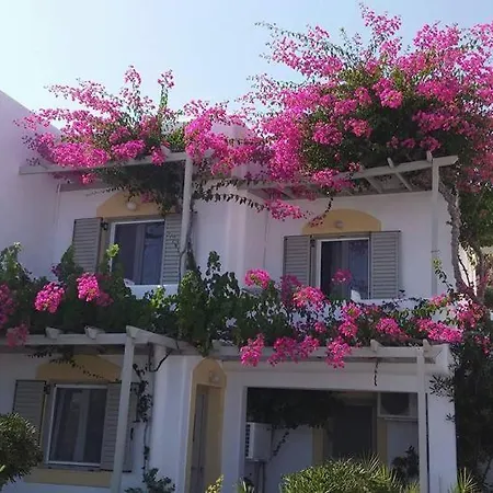 아파트 Vrohaki & *