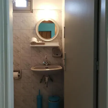 아파트 Vrohaki & *