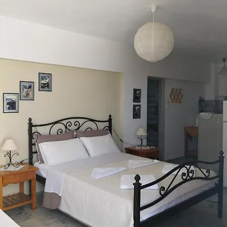 アパート Vrohaki & *