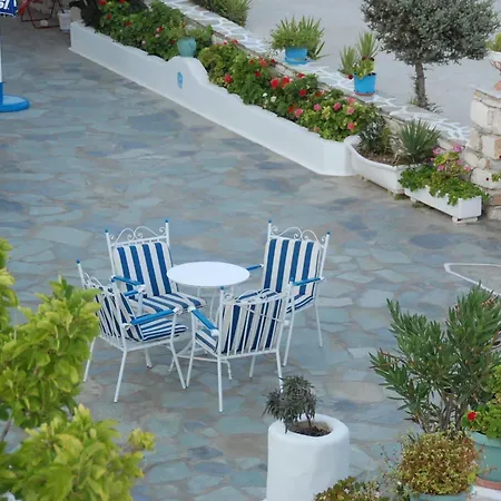 アパート Vrohaki & ピソ ・リバディ