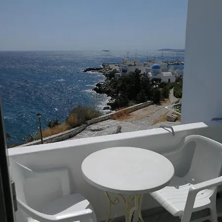 Vrohaki & アパート ピソ ・リバディ