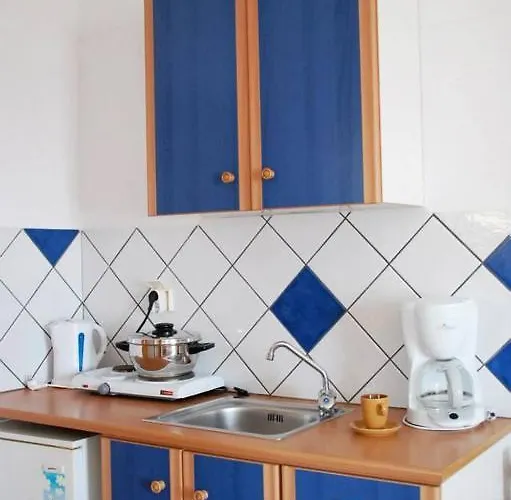 Apartment Vrohaki & *