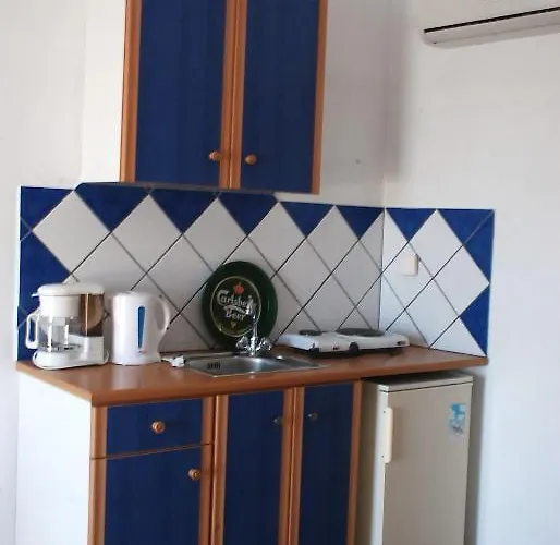 Apartment Vrohaki & *